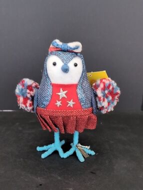 2025 Sun Squad, Featherly Friends Cheery Cheerleader Bird.